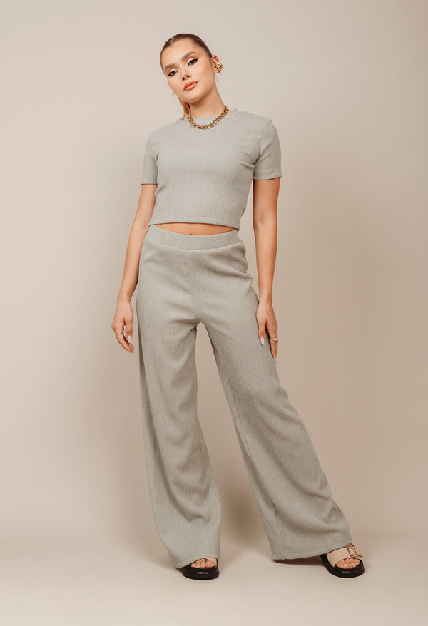 Set Camiseta y Pantalón Texturizado