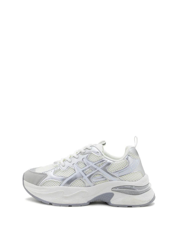 Tenis para Mujer con Cámara y Detalles Metalizados