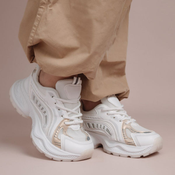 Tenis de Mujer con Detalles Dorados