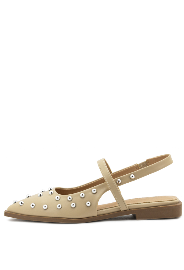 Baletas Puntudas Con Taches Mediabola