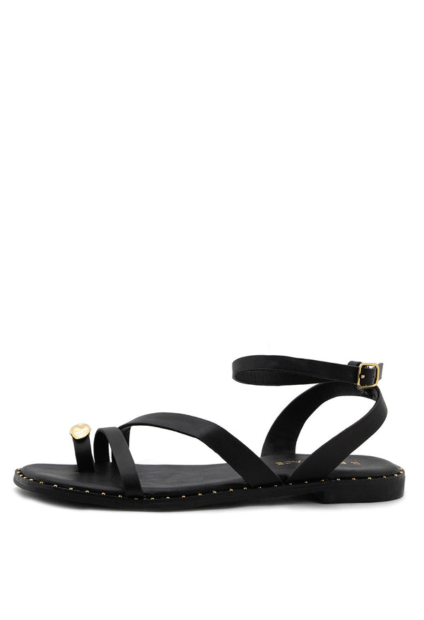 Sandalias Planas Correas Cruzadas Con Minitaches En Suela