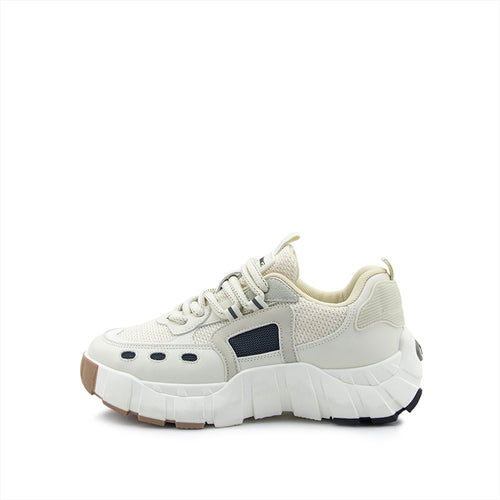 Tenis Casuales Elaborados En Mesh Y Pu Con Formas En Lateral